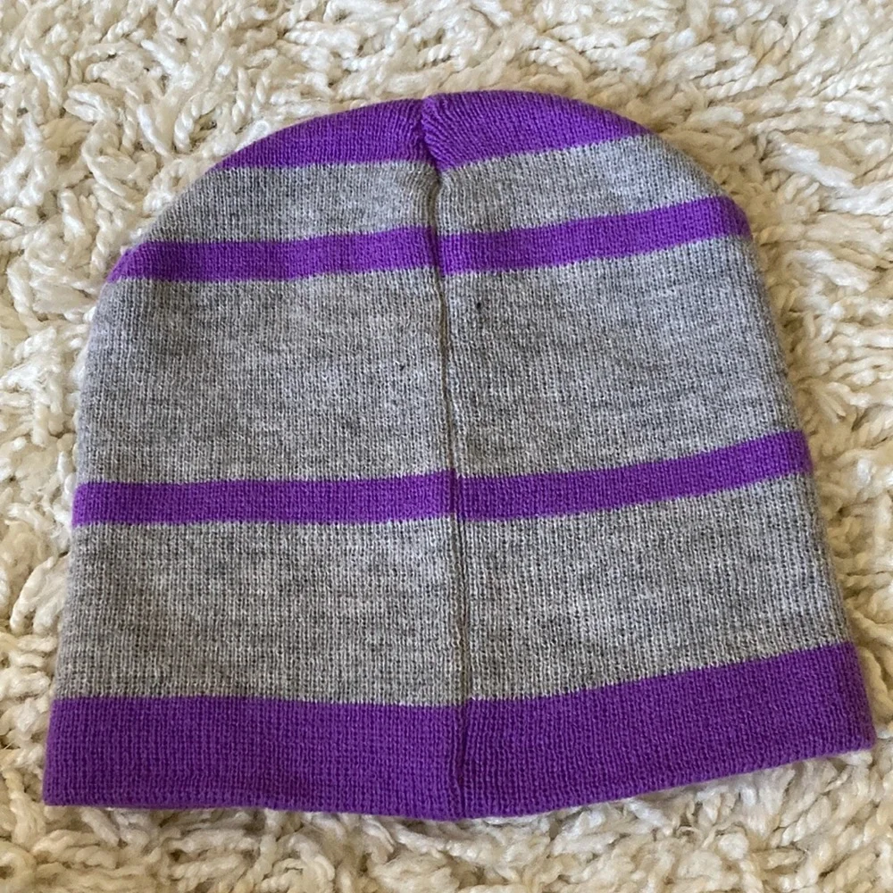 Disney Frozen Elsa Anna Winter Beanie Hat Girl Heart Purple